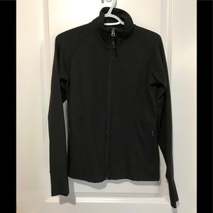 Ellen Tracy Active sweater. Size M. Black.